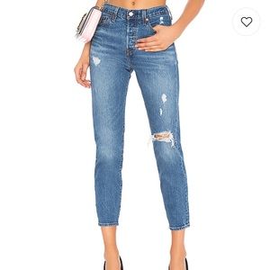 Levi’s wedgie icon fit in ‘higher love’